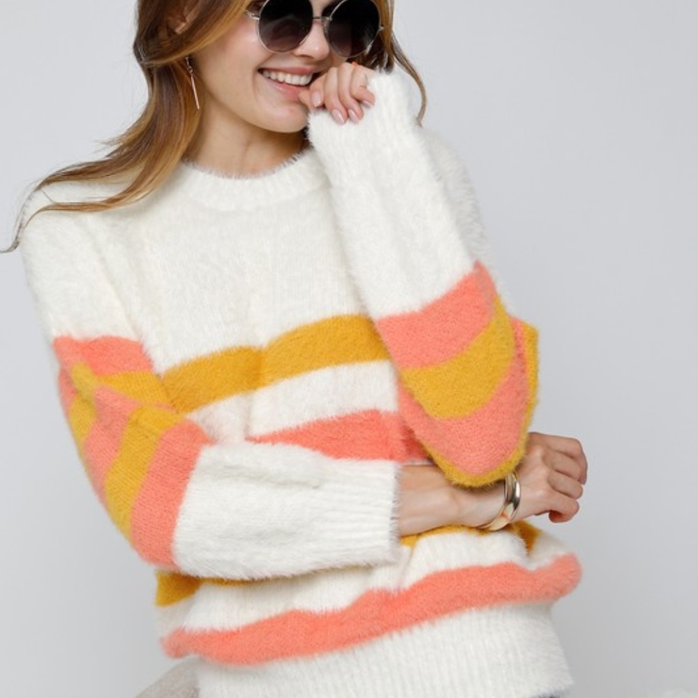 NWT Fuzzy Striped Soft Sweater - Picture 5 of 6